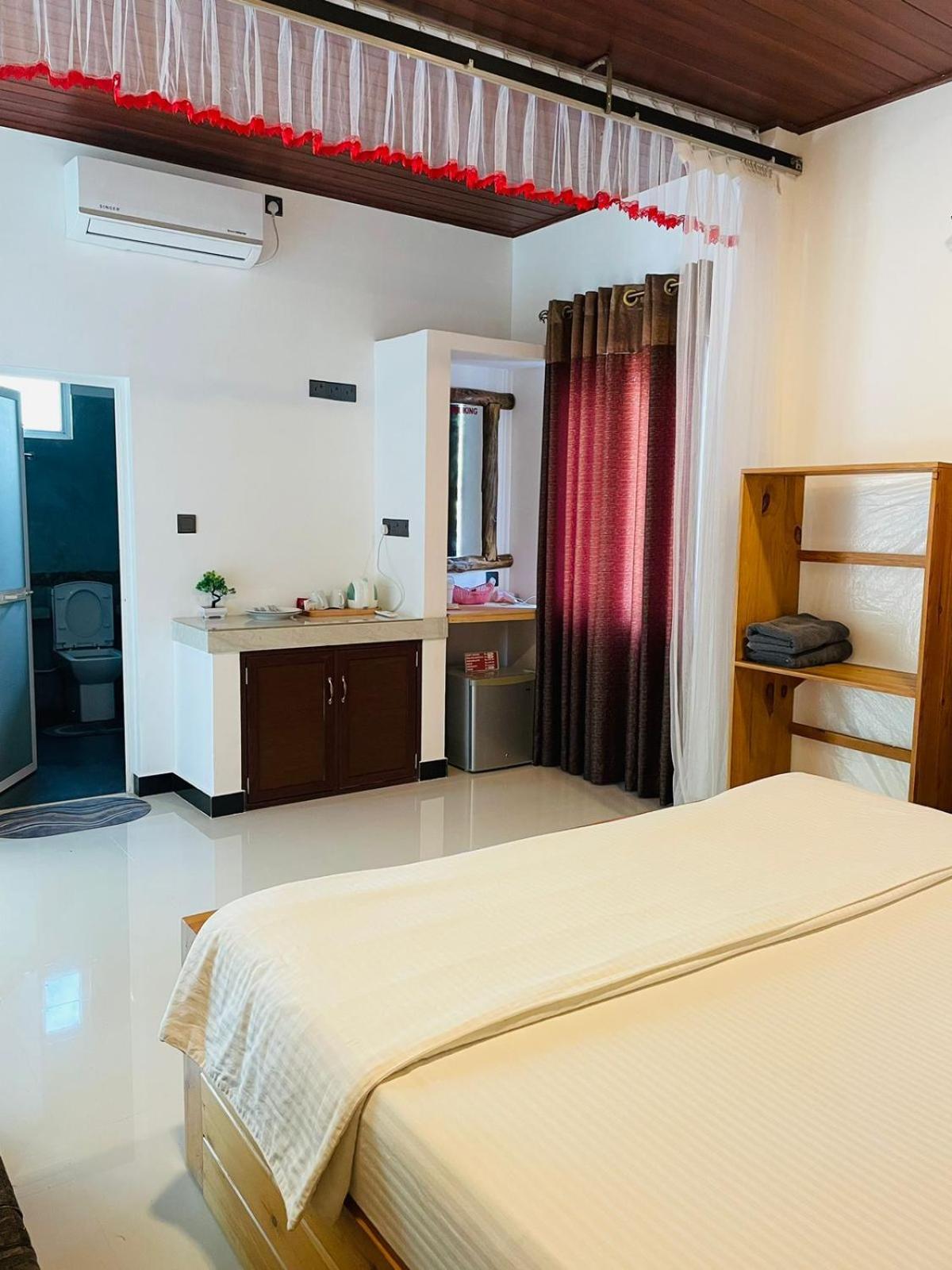Dhanudi Homestay Ella Exterior foto