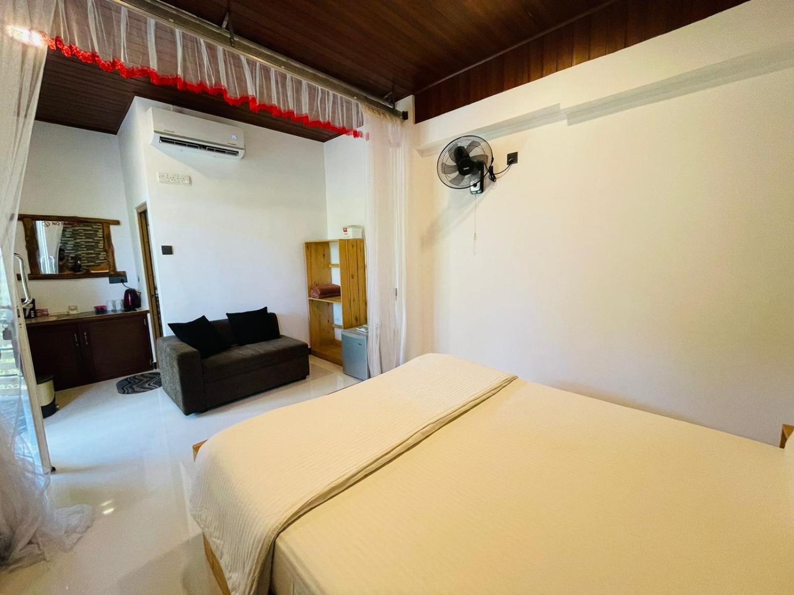 Dhanudi Homestay Ella Exterior foto